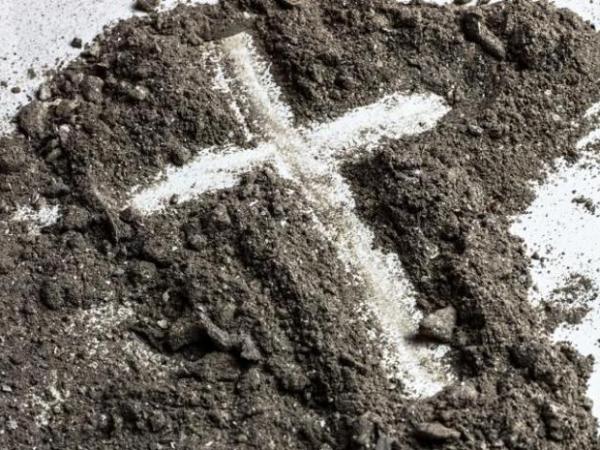 ¿Por qué NO imponer la ceniza en&nbsp;domingo?