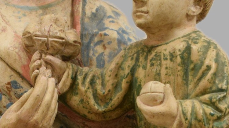 Imágenes de la Virgen y el niño con&nbsp;fruto